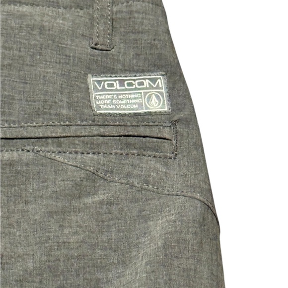Men's Volcom Dark Gray Shorts Size 34 - Picture 4 of 5